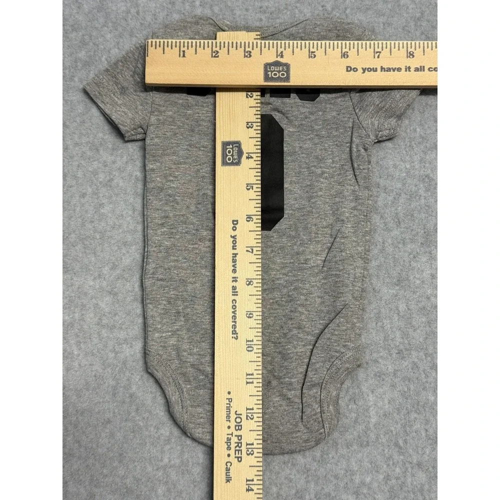 New Orleans Saints Shirt Bodysuit Boys‎ 0-3 Months Gray NFL Football Brees 9